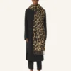 Bufanda de lana con estampado de leopardo Bufanda de lana con estampado de leopardo