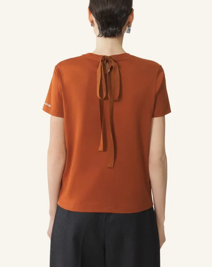 Camiseta de algodón con detalle de cinta Camiseta de algodón con detalle de cinta