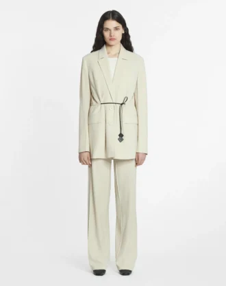 Chaqueta con cinturón de mezcla de lana