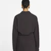 Chaqueta entallada de lana y viscosa Chaqueta entallada de lana y viscosa