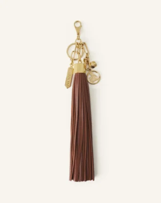 Colgante grande de pompón de cuero
