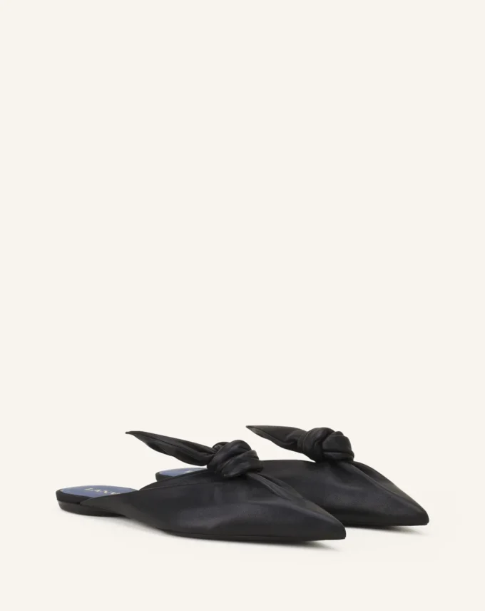 Mules con lazo de cuero Midnight Step Mules con lazo de cuero Midnight Step