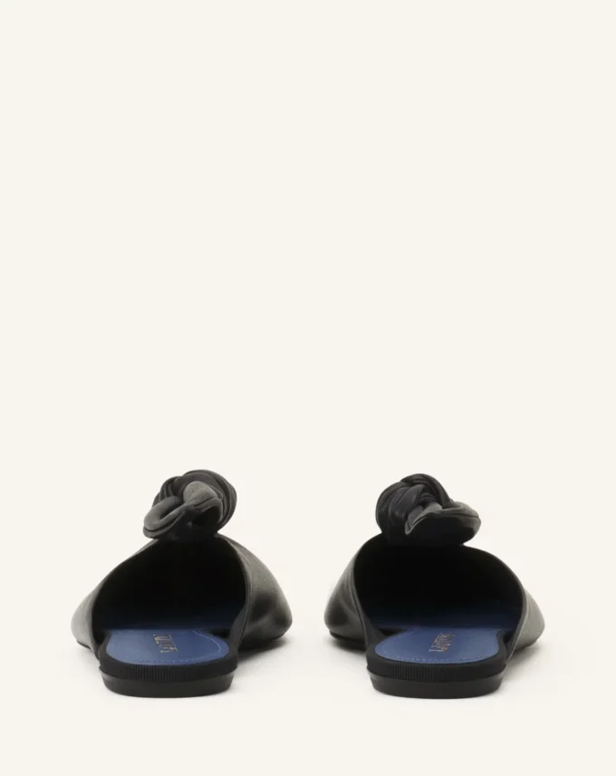 Mules con lazo de cuero Midnight Step Mules con lazo de cuero Midnight Step