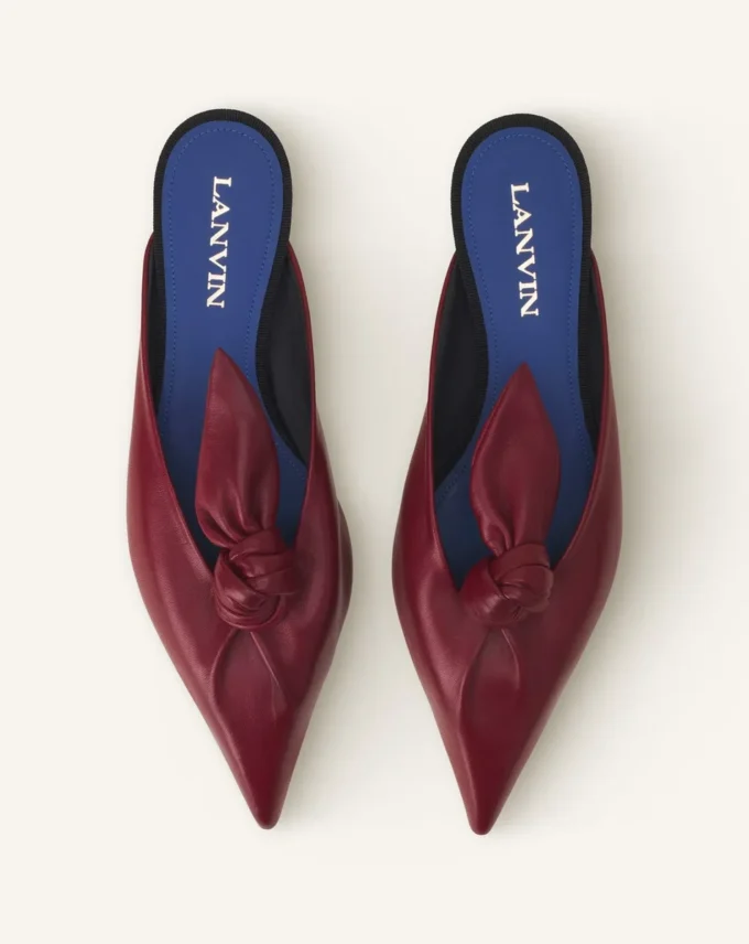 Mules con lazo de cuero Midnight Step Mules con lazo de cuero Midnight Step