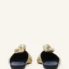 Mules Midnight Step Bow en piel metalizada