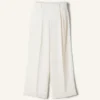 Pantalones anchos de lana Pantalones anchos de lana