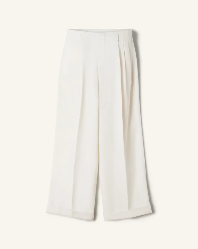 Pantalones anchos de lana Pantalones anchos de lana