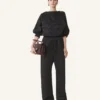 Pantalones fluidos en viscosa jacquard Pantalones fluidos en viscosa jacquard