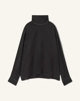 Top de cuello alto de seda