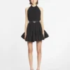 Vestido corto con volantes Vestido corto con volantes