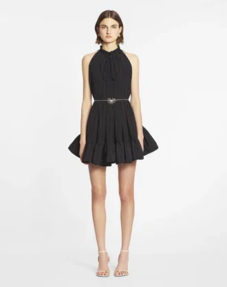 Vestido corto con volantes