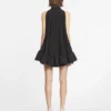 Vestido corto con volantes Vestido corto con volantes