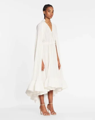 Vestido largo con volantes de charmeuse