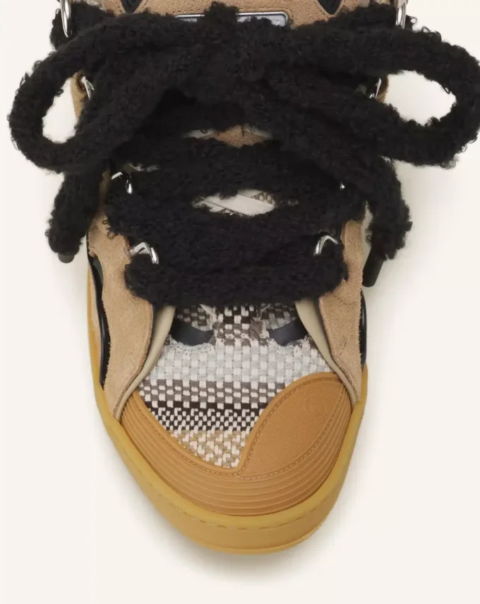 Zapatillas de ante con cordones de malla Zapatillas de ante con cordones de malla