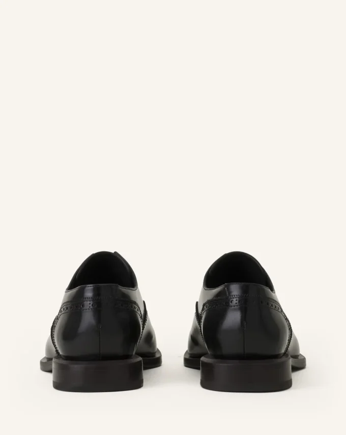 Zapatos brogue Oxford de piel brillante Zapatos brogue Oxford de piel brillante
