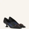 Zapatos de salón de cuero Midnight Step con hebilla